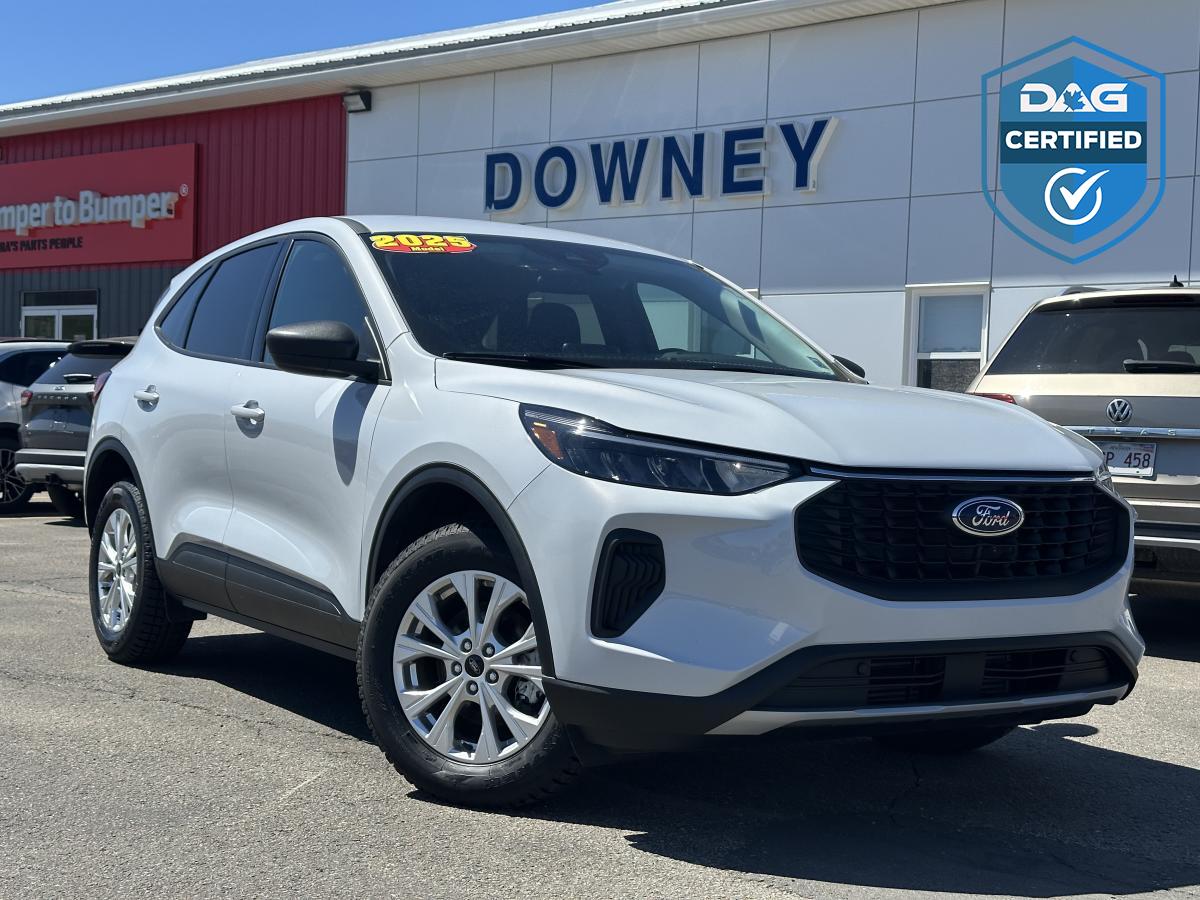 White 2025 Ford Escape Active AWD SUV / Crossover All-Wheel Drive Automatic